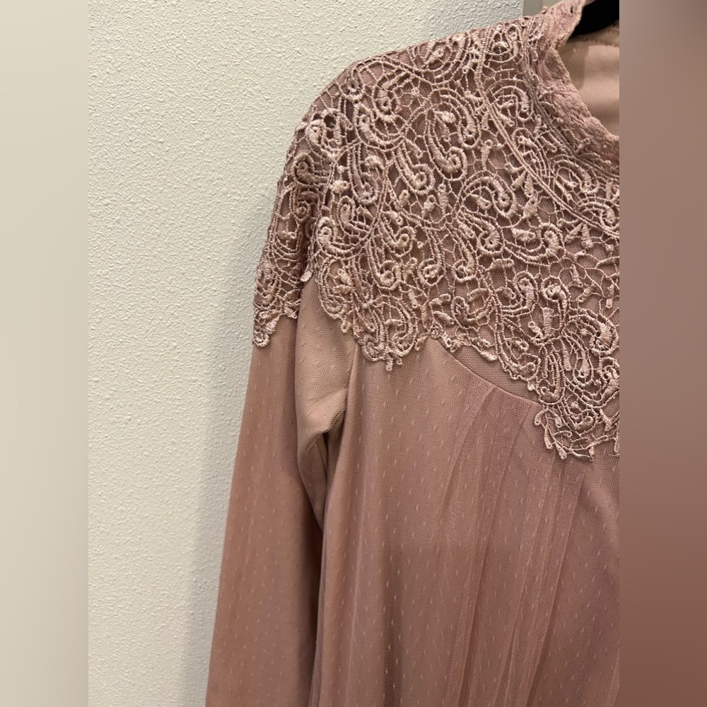 blush pink dress - Picture 2 of 3